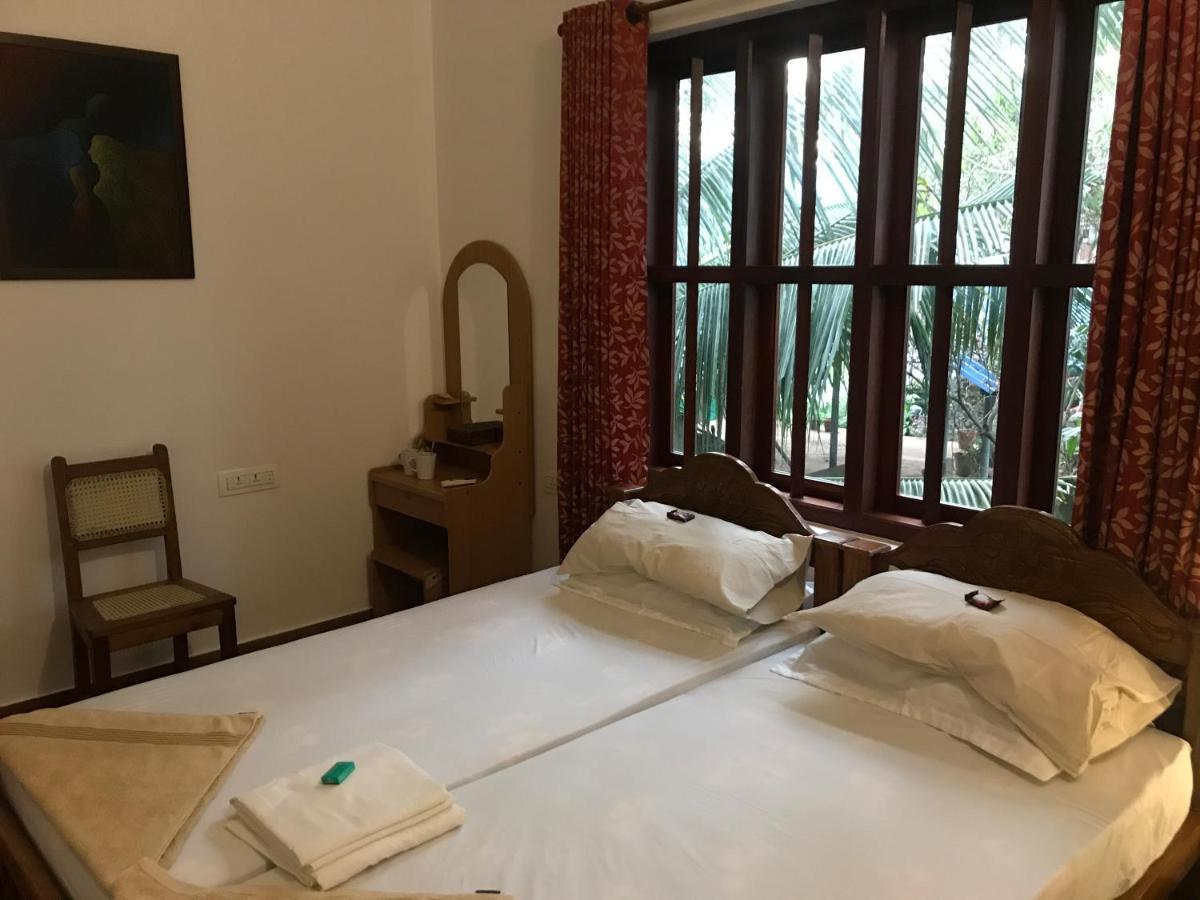 Neela Waters - Beach Home Alappuzha Ngoại thất bức ảnh