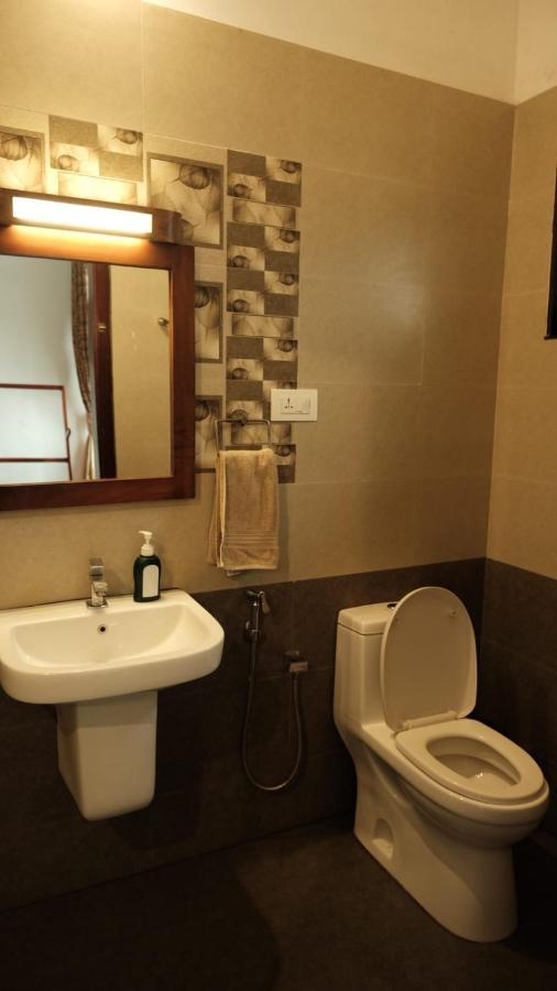 Neela Waters - Beach Home Alappuzha Ngoại thất bức ảnh
