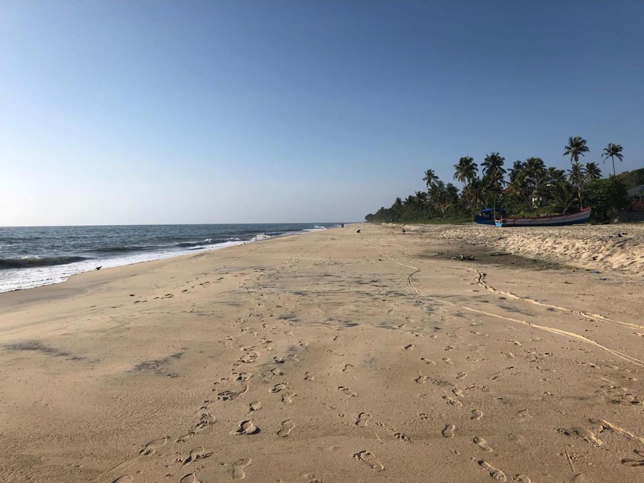 Neela Waters - Beach Home Alappuzha Ngoại thất bức ảnh