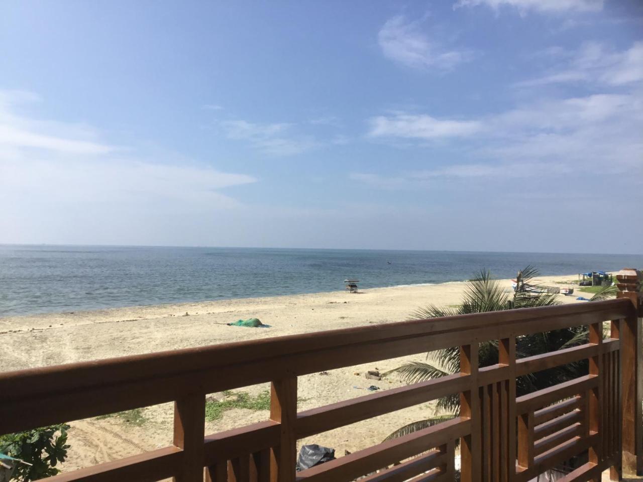 Neela Waters - Beach Home Alappuzha Ngoại thất bức ảnh