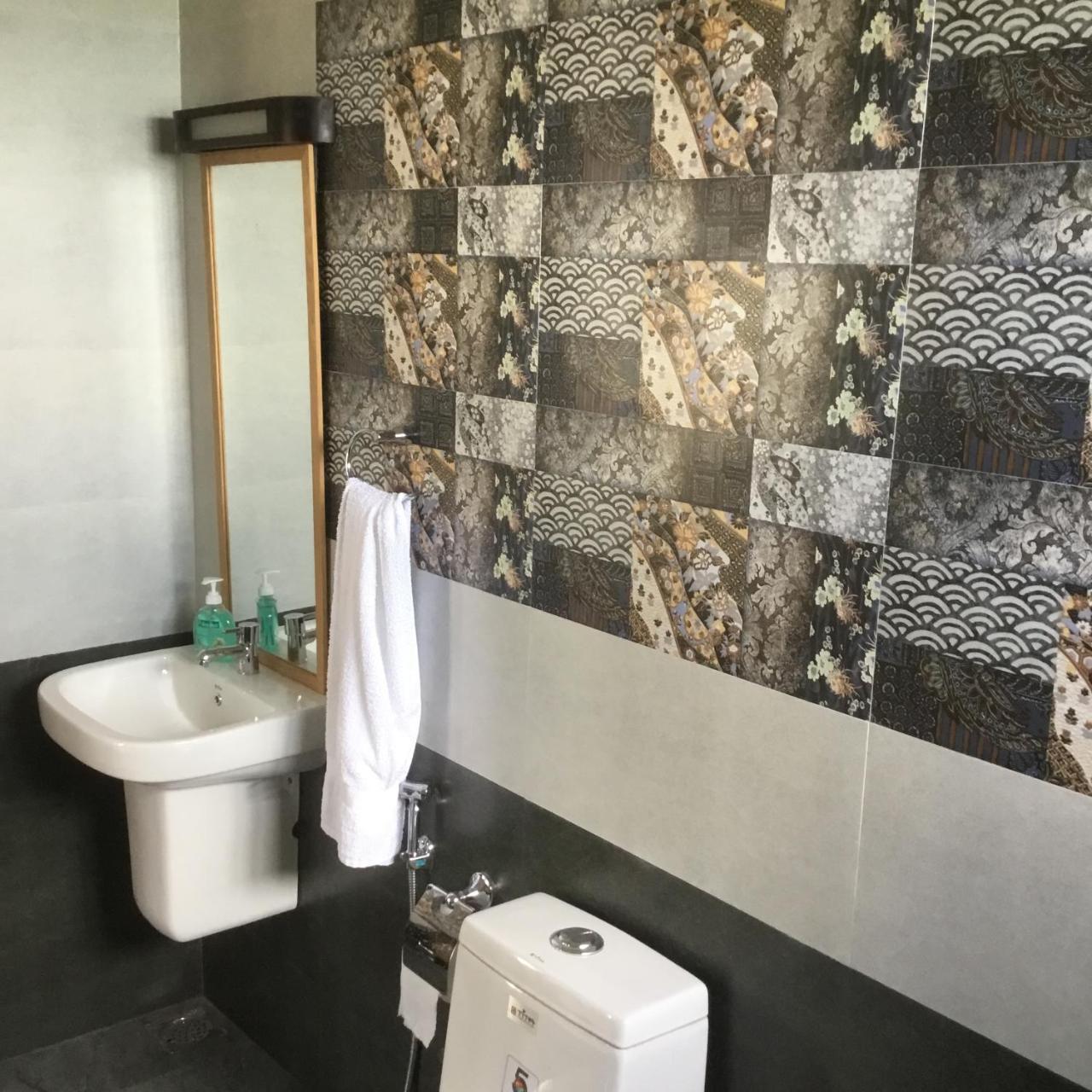 Neela Waters - Beach Home Alappuzha Ngoại thất bức ảnh